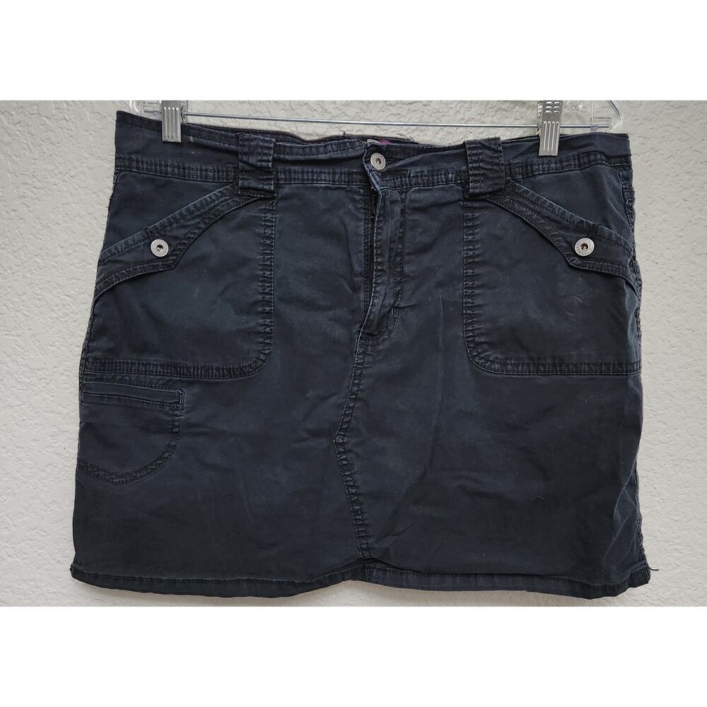 Gloria Vanderbilt Black Flat Front Slashed Pockets Skorts 14 Lightweight Soft